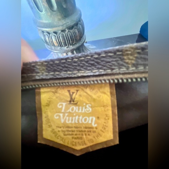 Louis Vuitton Vintage Monogram Toiletry 26 Bag Clutch - Picture 9 of 9